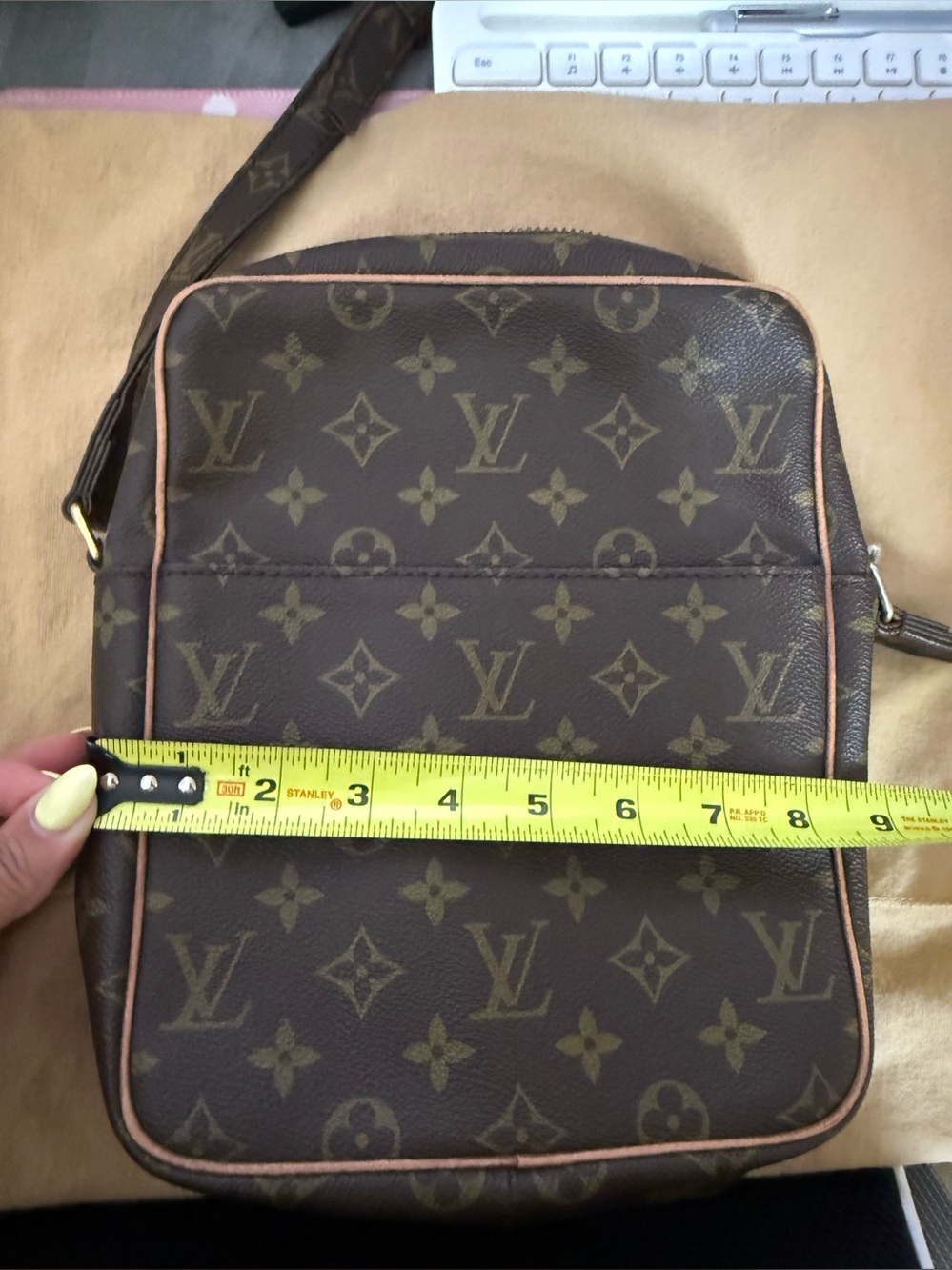 Louis Vuitton Marceau Monogram Canvas Bag-Authentic - Picture 14 of 16